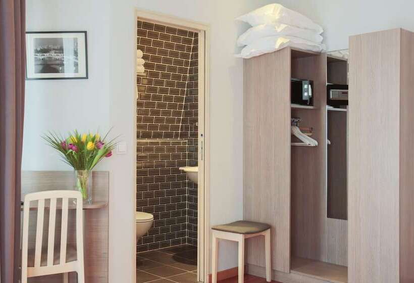 スタンダードトリプルルーム, Grand Hotel Du Loiret