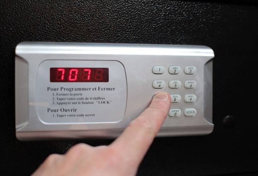 スタンダードトリプルルーム, Grand Hotel Du Loiret