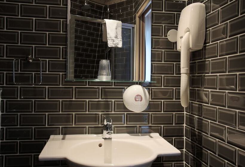 スタンダードトリプルルーム, Grand Hotel Du Loiret