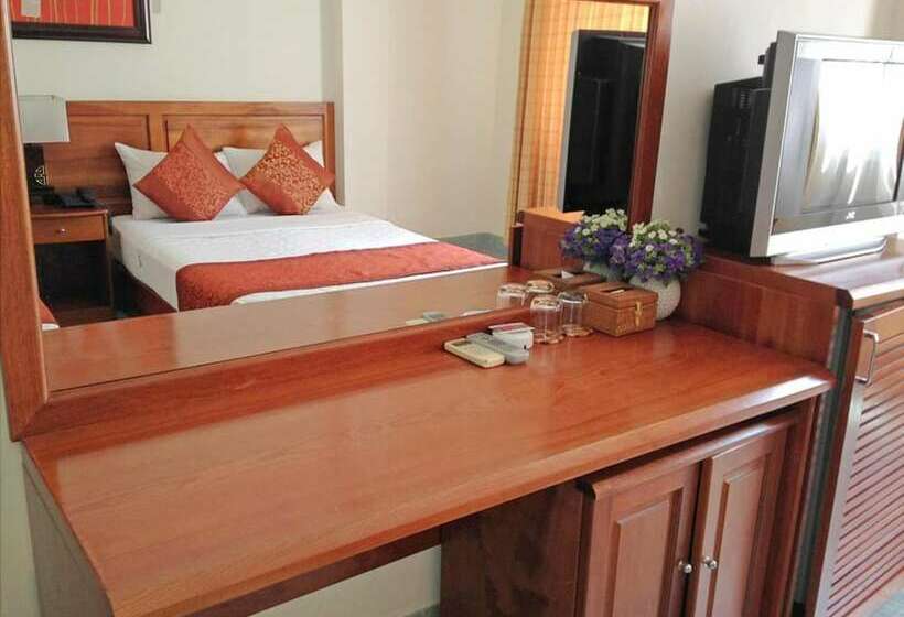 اتاق سوپریور, Hong Han