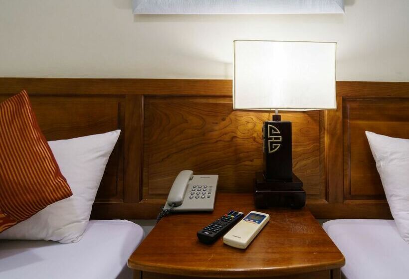 اتاق استاندارد, Hong Han