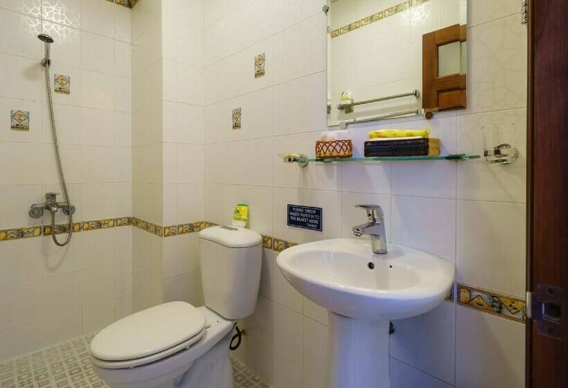 اتاق سوپریور, Hong Han