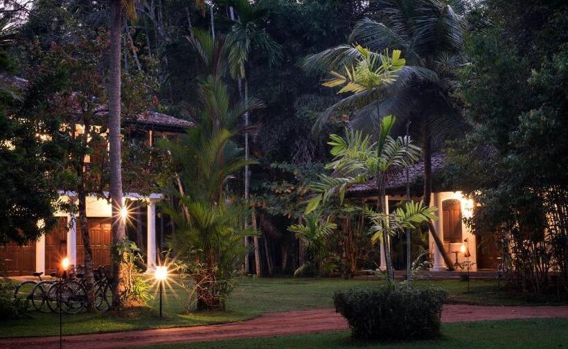 Enrumsvilla med swimming pool, Nisala Arana Boutique