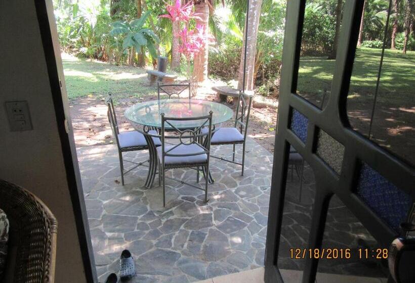 デラックスバンガロー, Spirit Of Jungle Lodge