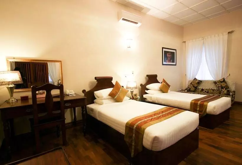 اتاق لوکس, Royal Kalaw Hills Resort