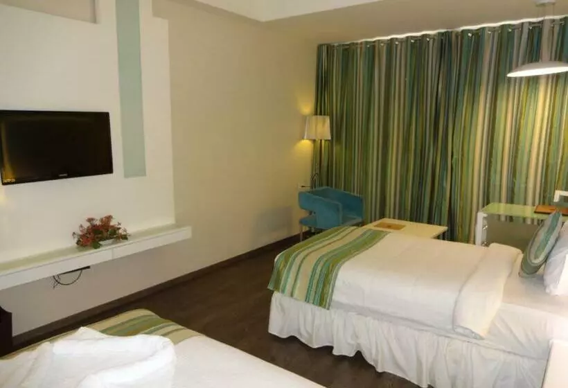 Chambre Executive, The Arcadia