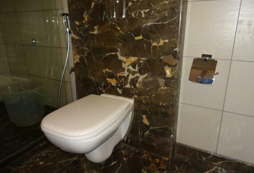 行政房间, The Arcadia