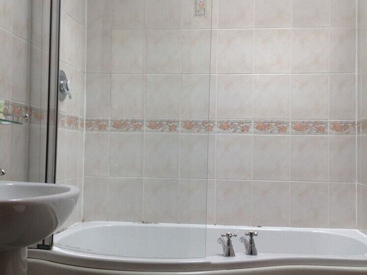 标准间, The Glan Yr Afon Inn