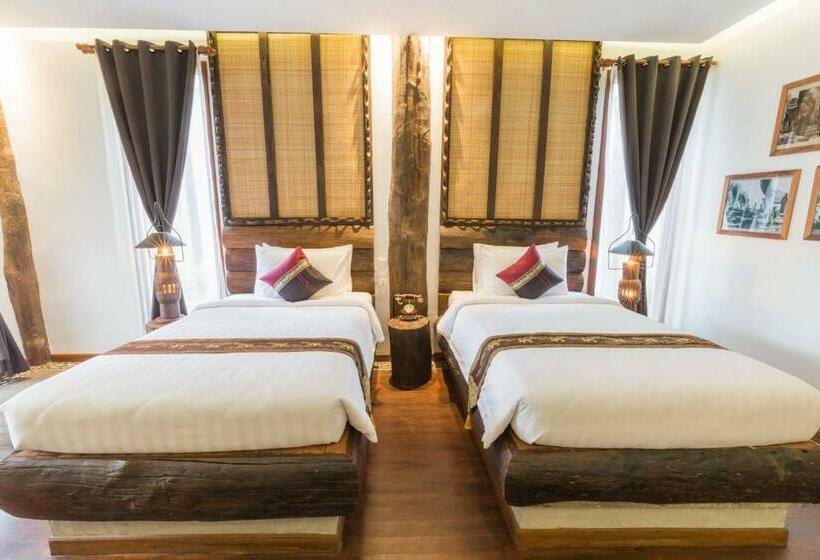 발코니가 있는 프리미엄 룸, Khmer Paradise Villa