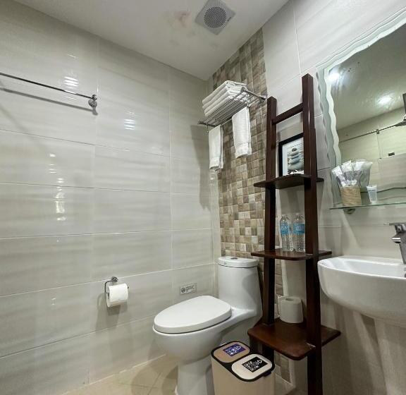 اتاق لوکس خانوادگی, 1521 Mactan Resort