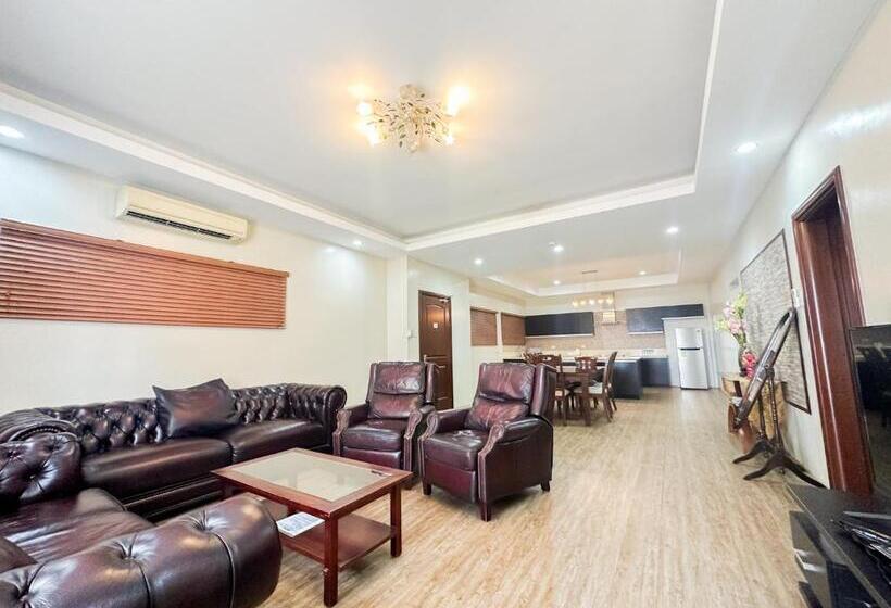 اتاق خانوادگی با چشمانداز دریا, 1521 Mactan Resort