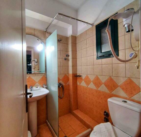 スタンダードトリプルルーム, Odyssion