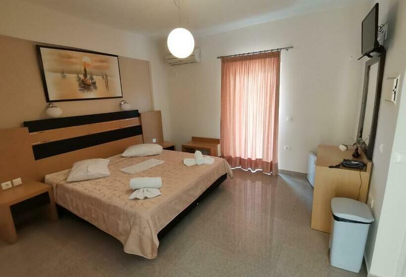 带观景的标准间, Odyssion