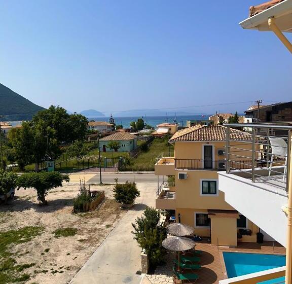 高级海景房, Odyssion