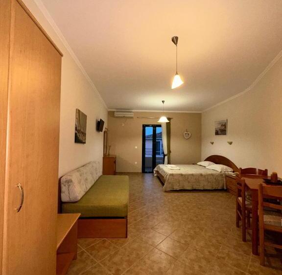 高级海景房, Odyssion