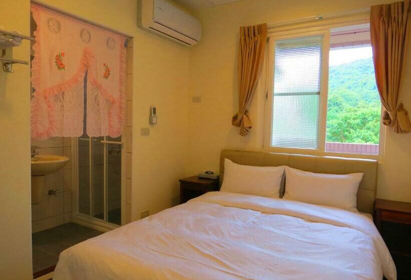 اتاق کلاسیک, Ez Stay Juifen