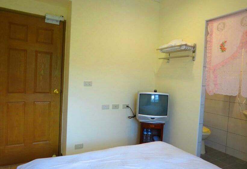 اتاق کلاسیک, Ez Stay Juifen