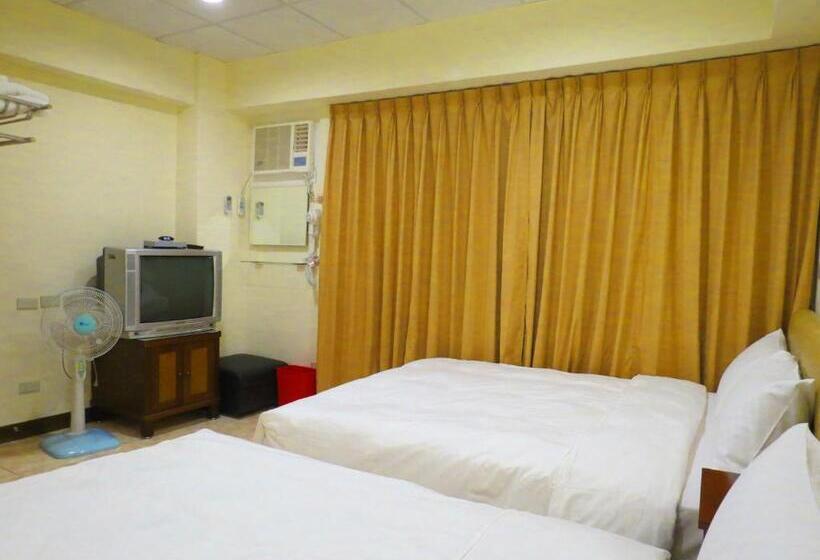 اتاق استاندارد چهار تخته, Ez Stay Juifen