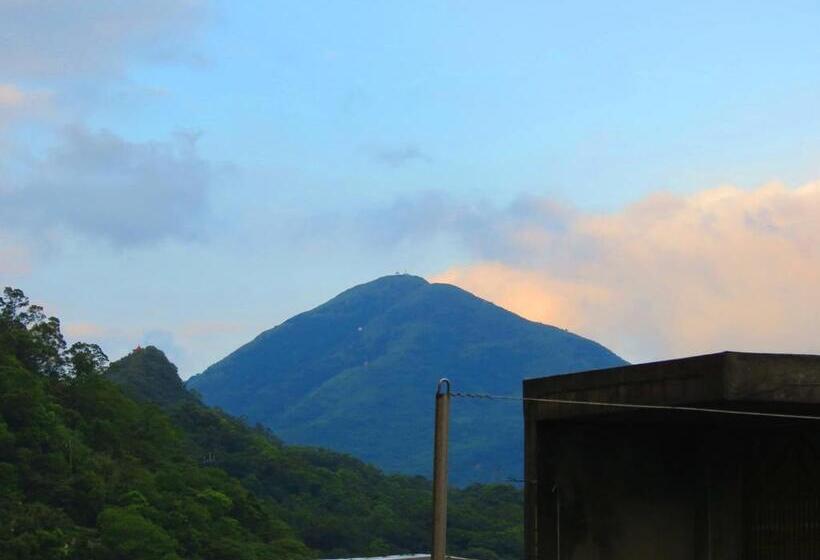 اتاق استاندارد چهار تخته, Ez Stay Juifen