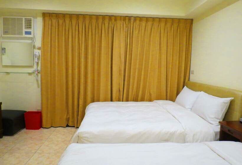 اتاق استاندارد چهار تخته, Ez Stay Juifen