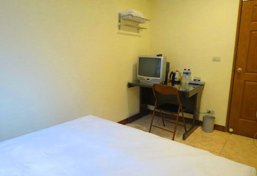 اتاق سوپریور, Ez Stay Juifen