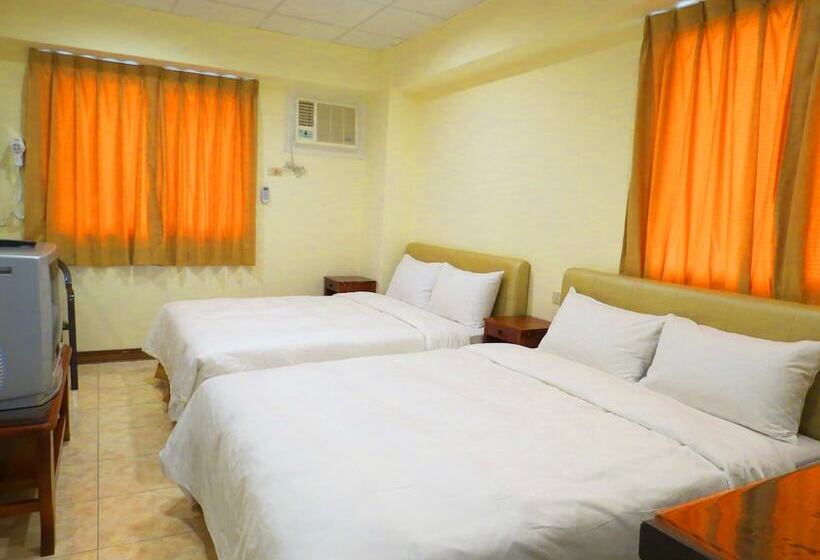 اتاق سوپریور چهار تخته, Ez Stay Juifen