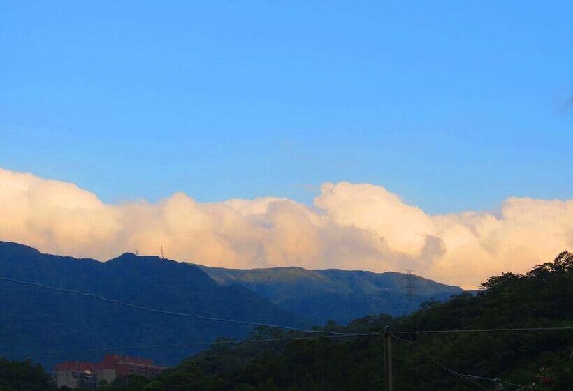 اتاق سوپریور چهار تخته, Ez Stay Juifen