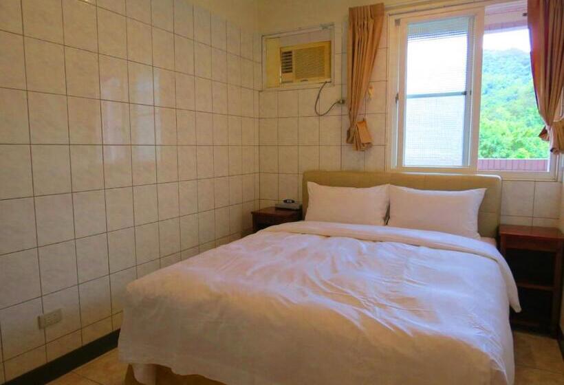 اتاق استاندارد, Ez Stay Juifen