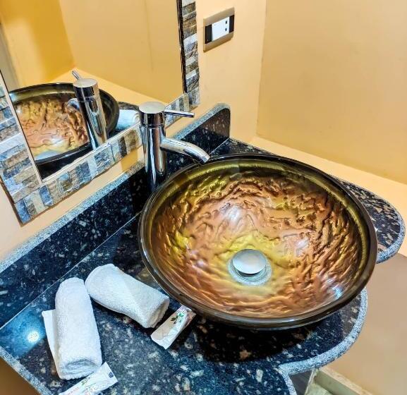 اتاق لوکس, Nubian Dream