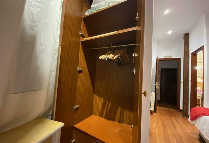 غرفة قياسية, Pensión Koxka Bi