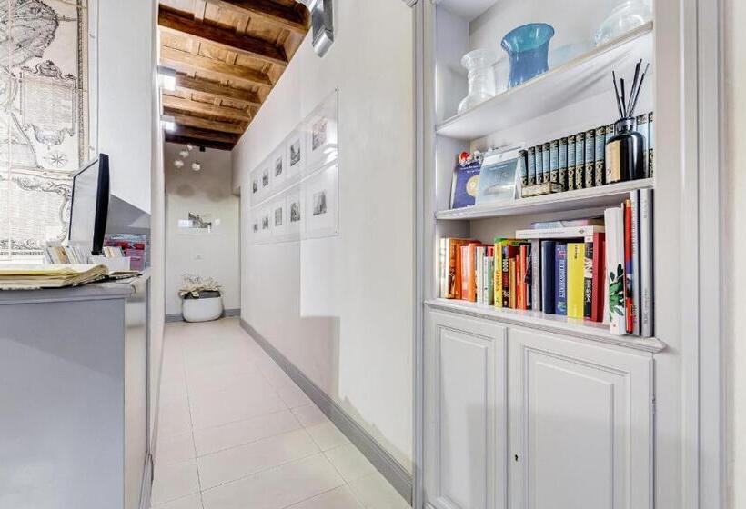 חדר דלוקס, Rome Frattina27