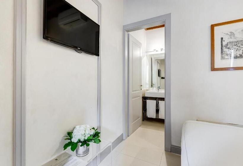 חדר סופריור, Rome Frattina27