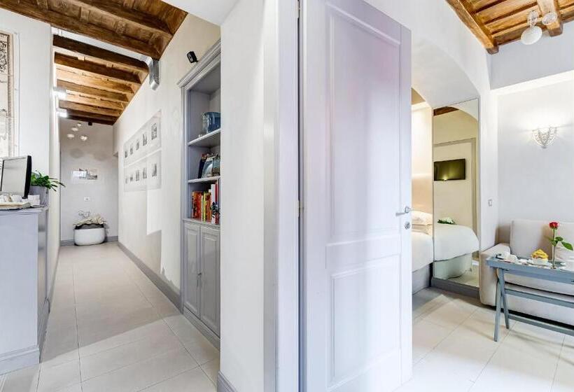 חדר סופריור, Rome Frattina27