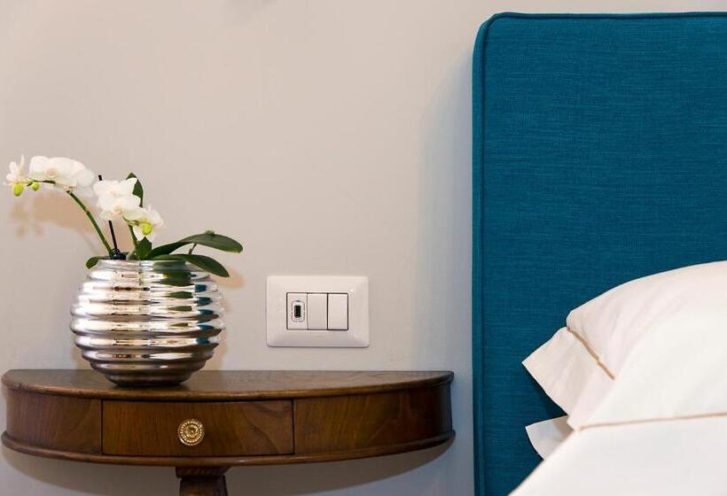 סוויטה אקזקיוטיב, Rome Frattina27