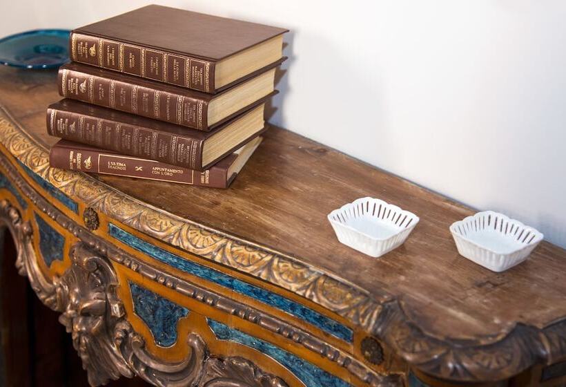 סוויטה אקזקיוטיב, Rome Frattina27