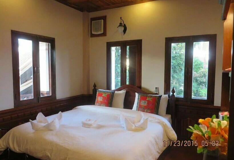 غرفة قياسية, Soutikone Place House 2