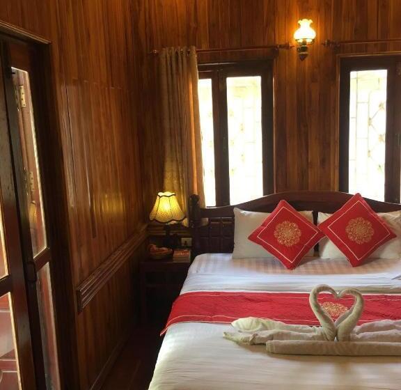 غرفة قياسية مزوَّدة بشُرفة, Soutikone Place House 2