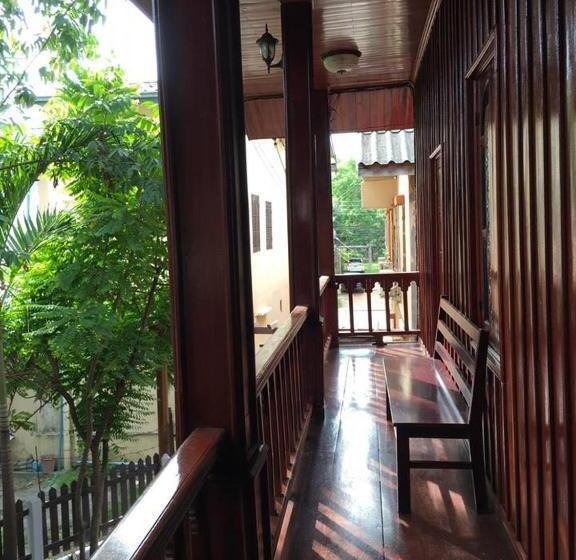 스탠다드 발코니 룸, Soutikone Place House 2
