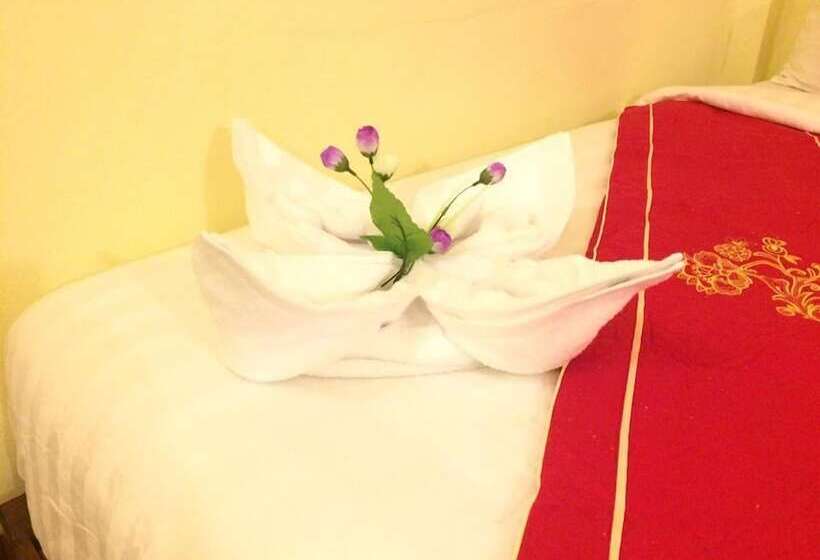 غرفة قياسية, Soutikone Place House 2