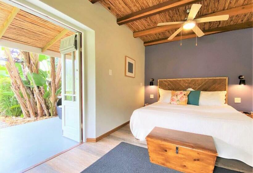 חדר דחוקס עם מיטת קינג, Swellendam Country Lodge  Guest House  B&b