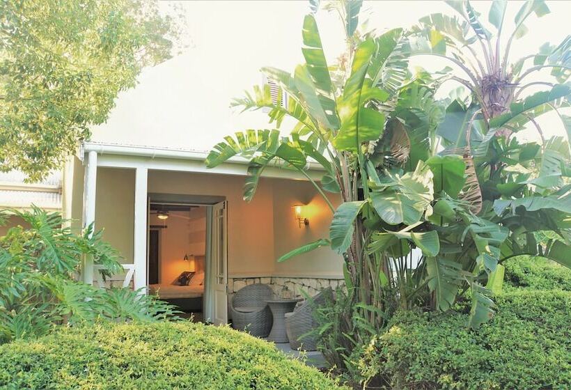 חדר דחוקס עם מיטת קינג, Swellendam Country Lodge  Guest House  B&b