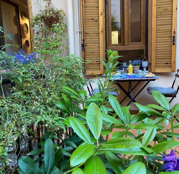 דירת שלושה חדרים, Al Ponte Del Papa B&b