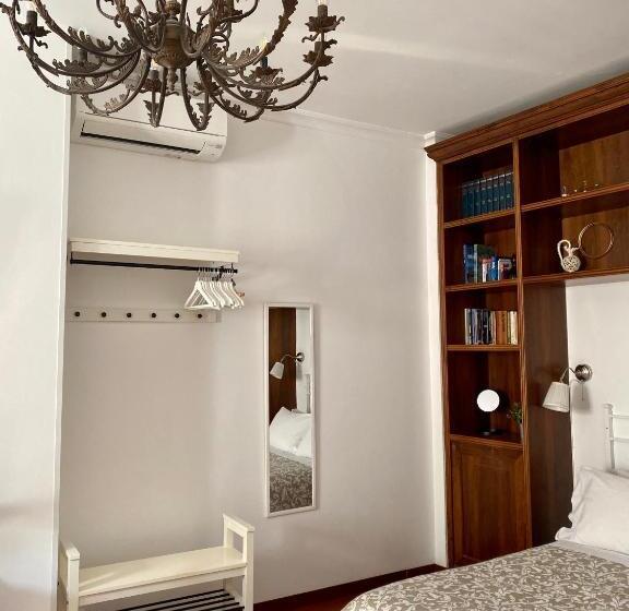 דירת שלושה חדרים, Al Ponte Del Papa B&b