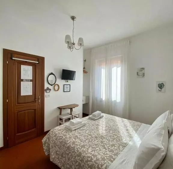 آپارتمان 3 خوابه, Al Ponte Del Papa B&b