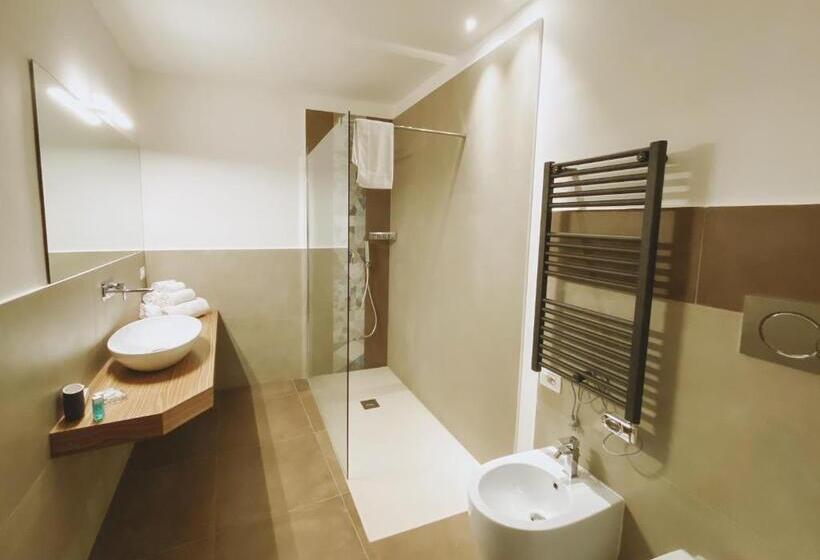 스탠다드 트리플 룸, Giardino Sul Duomo