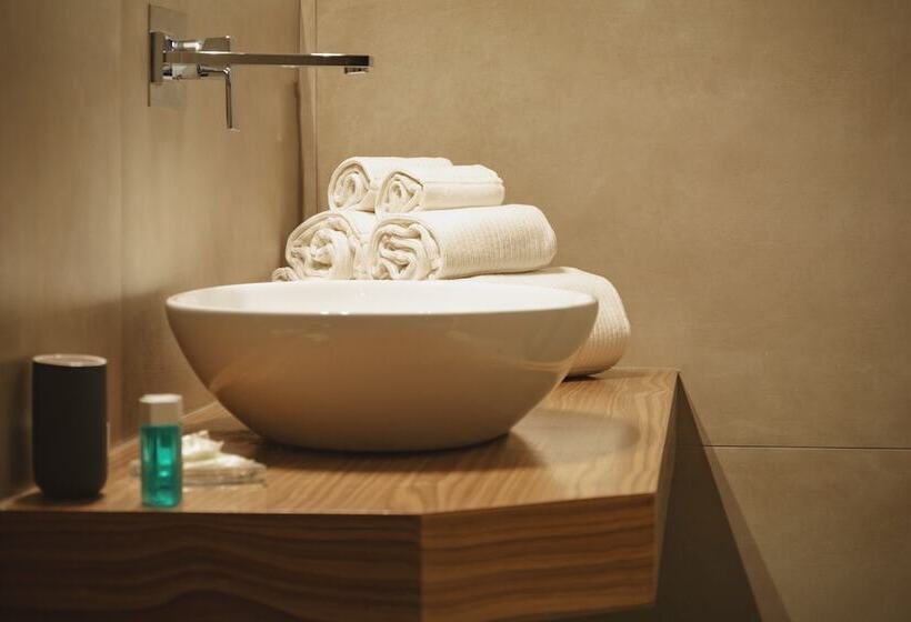 스탠다드 트리플 룸, Giardino Sul Duomo