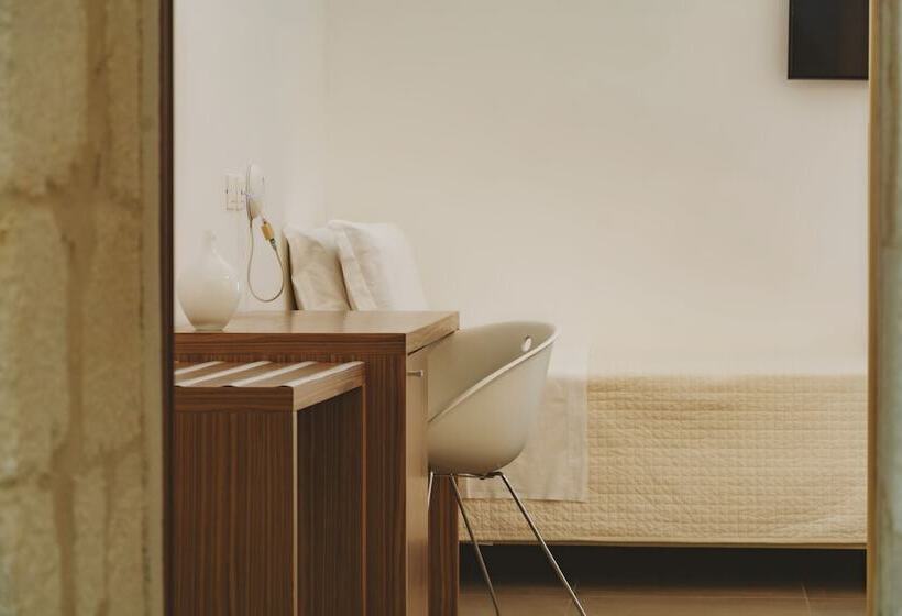 스탠다드 트리플 룸, Giardino Sul Duomo