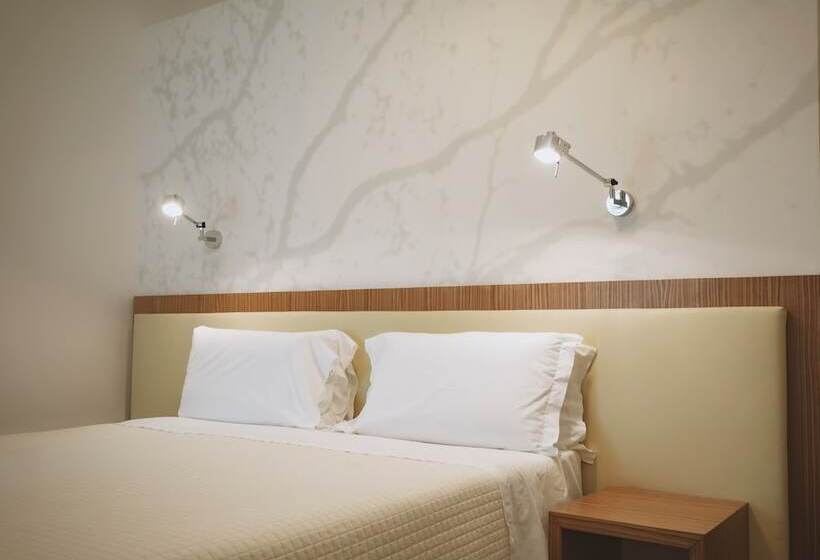 스탠다드 트리플 룸, Giardino Sul Duomo