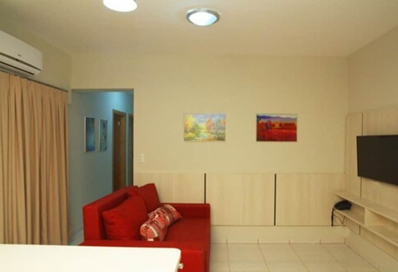 חדר סטנדרט לארבעה, Golden Dolphin Supreme Oficial