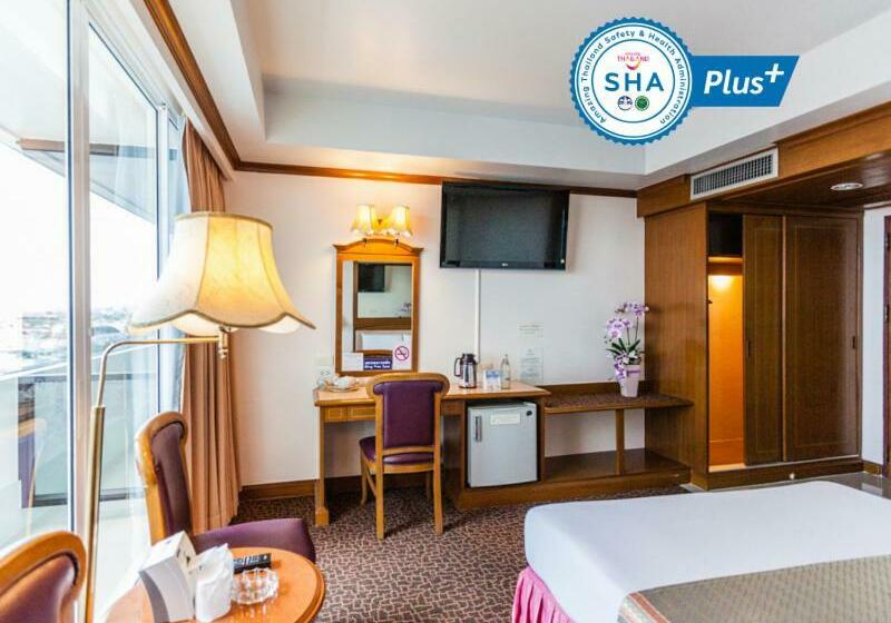 이그제큐티브 룸, V.l. Hatyai